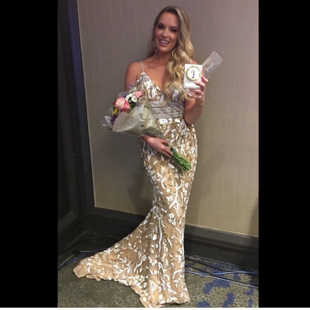 Sherri Hill Couture size 6 Gold and White Beaded Gown